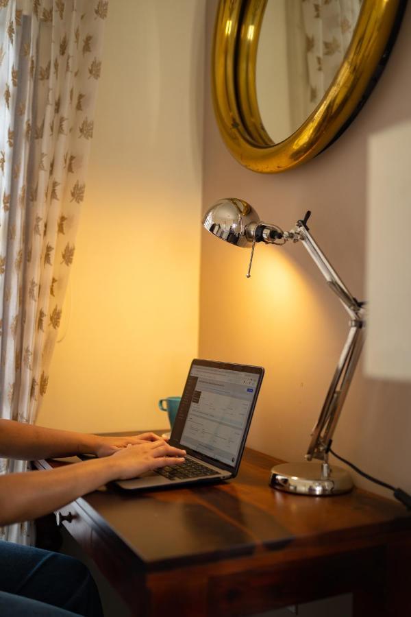 Luho 187 Bed and Breakfast Bangalore Buitenkant foto