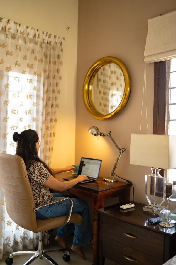 Luho 187 Bed and Breakfast Bangalore Buitenkant foto