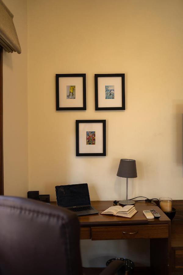 Luho 187 Bed and Breakfast Bangalore Buitenkant foto