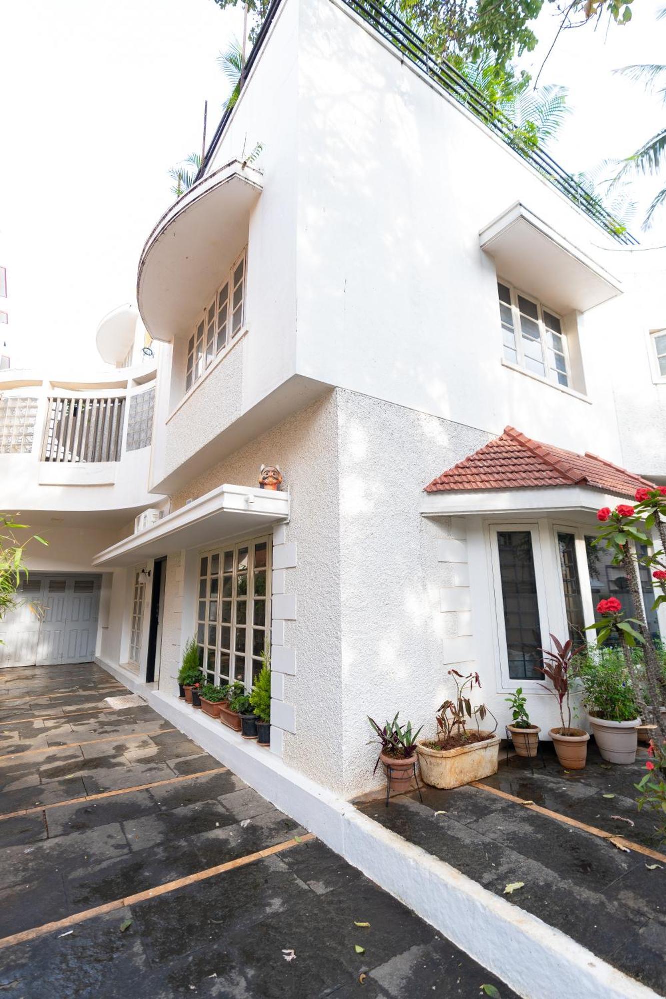 Luho 187 Bed and Breakfast Bangalore Buitenkant foto