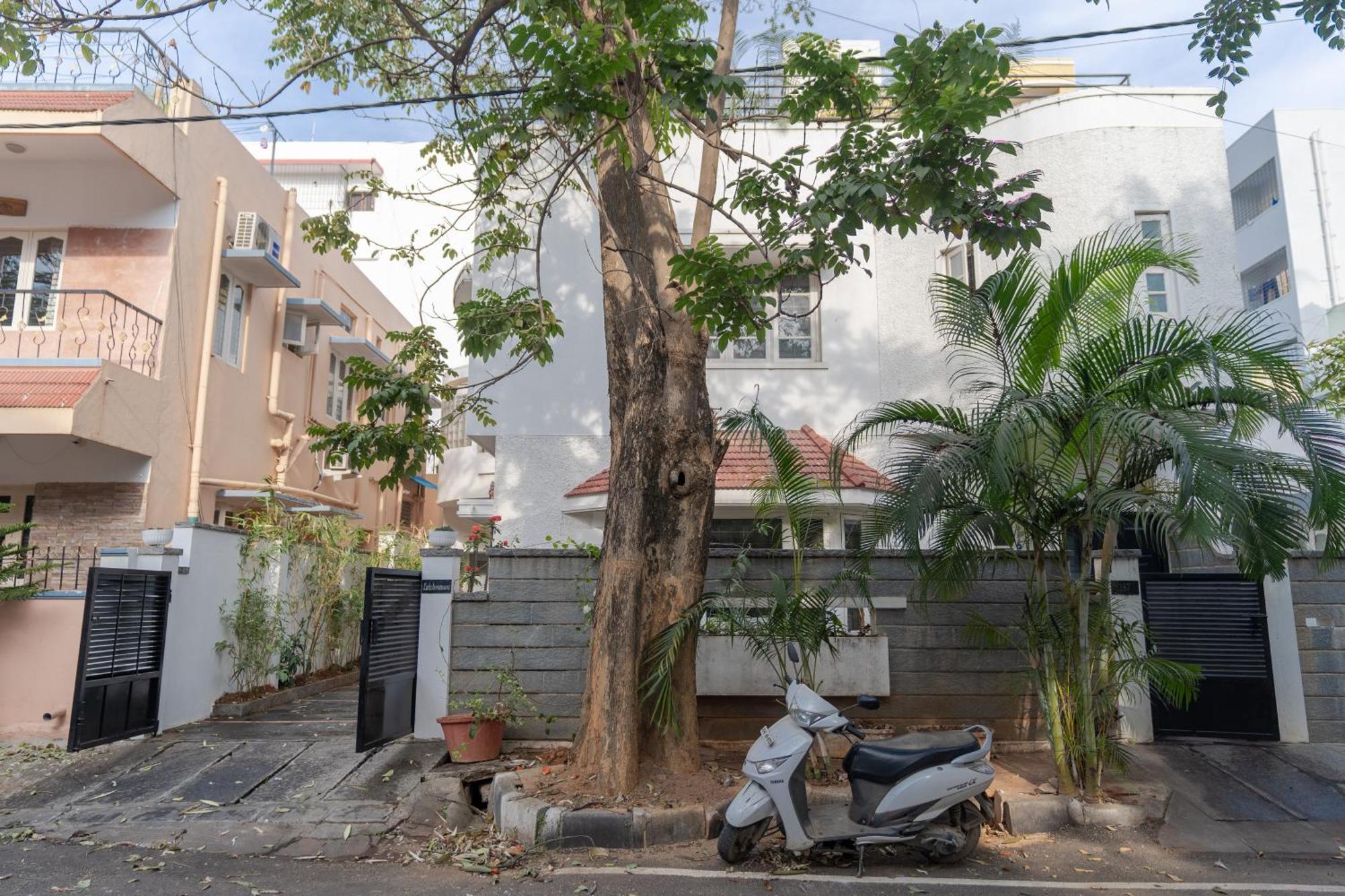 Luho 187 Bed and Breakfast Bangalore Buitenkant foto